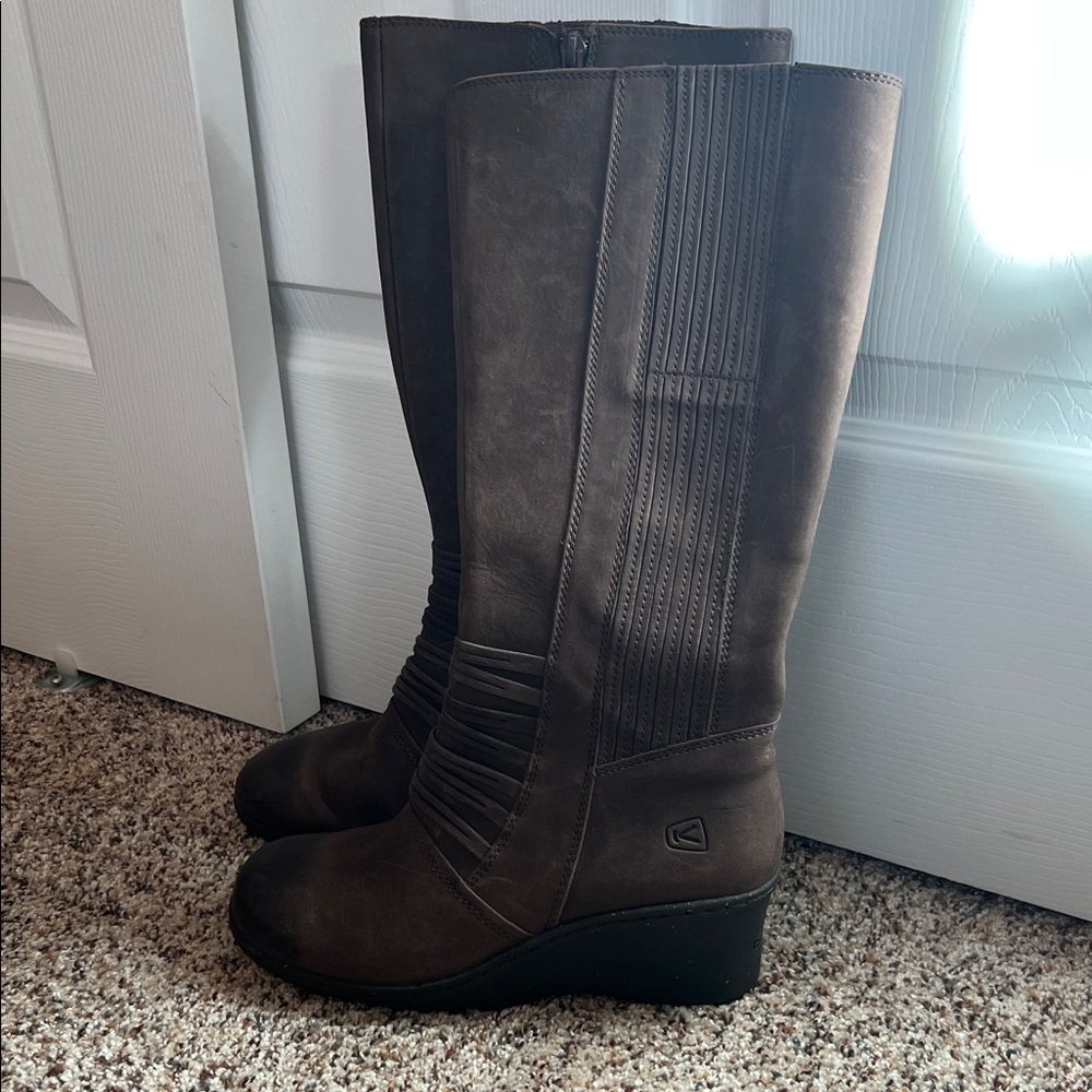 Keen Women's Rich Brown Over the Knee Boots